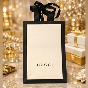 Gucci Black and Cream Shopping Bag